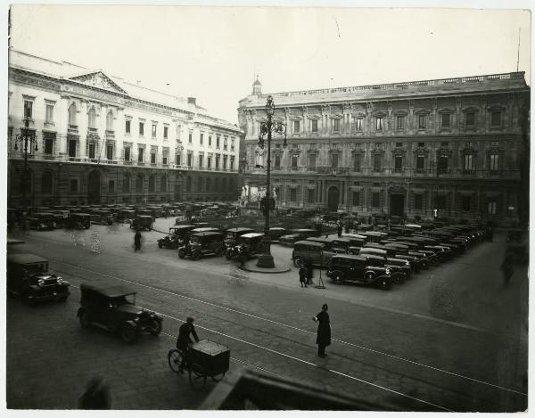 Milano - Piazza della Scala