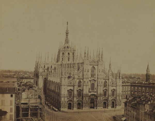 Milano - piazza Duomo - Portici Settentrionali - Isolato del Rebecchino