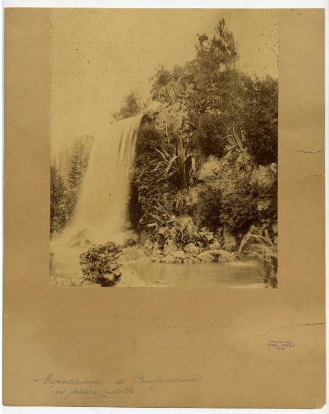 Milano - piazza Castello - veduta di una cascata creata durante l'esposizione di panificazione del 1918