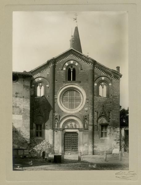 Viboldone (Milano), abbazia di Viboldone - veduta della facciata