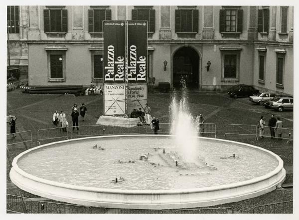 Milano - fontana - Palazzo Reale