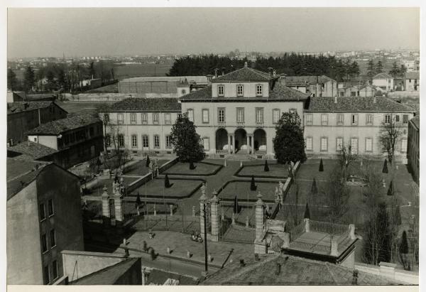 Milano - Quartiere Niguarda - Veduta panoramica - Villa Clerici