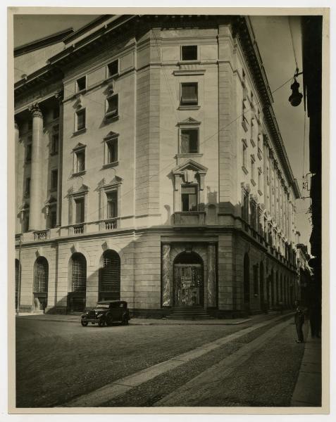 Milano - Palazzo della Banca Popolare