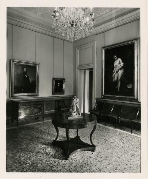 Milano - Via Palestro 16- Villa Reale (architetto Leopoldo Pollack)- interno- sala VIII.