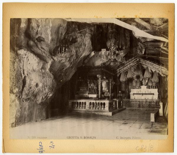 Palermo - Monte Pellegrino - Santuario di Santa Rosalia - Interno della grotta