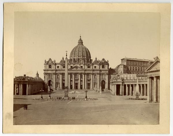 Roma - Piazza San Pietro - Basilica di San Pietro in Vaticano e Obelisco Vaticano