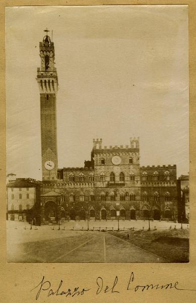 Siena - Piazza del Campo - Palazzo Pubblico o Palazzo Comunale