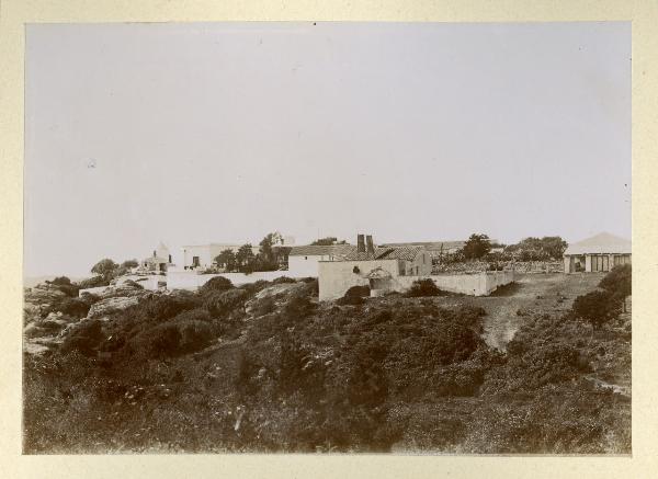 Caprera - Casa di Giuseppe Garibaldi - Fabbricati - Mulini a vento - Pozzo - Vegetazione