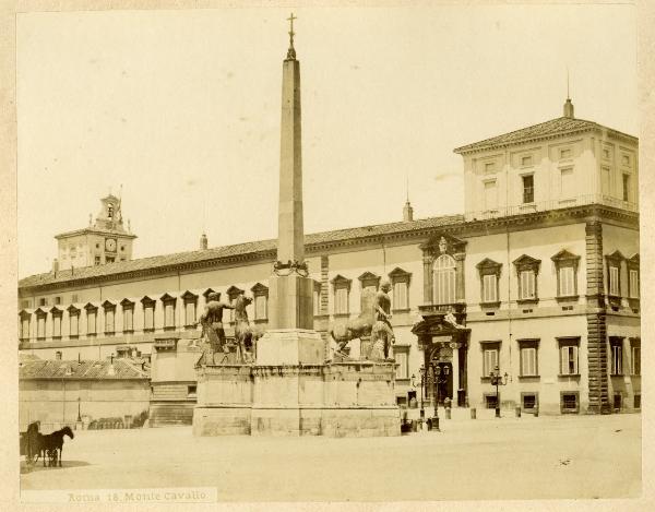 Roma - Piazza del Quirinale - Fontana dei Dioscuri o di Monte Cavallo - Prospetto posteriore