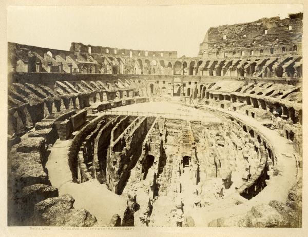 Roma - Colosseo - Veduta dell'interno