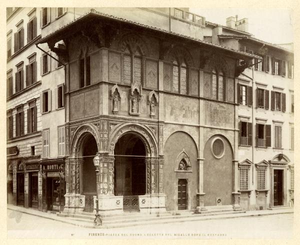 Firenze - Piazza San Giovanni - Loggia del Bigallo