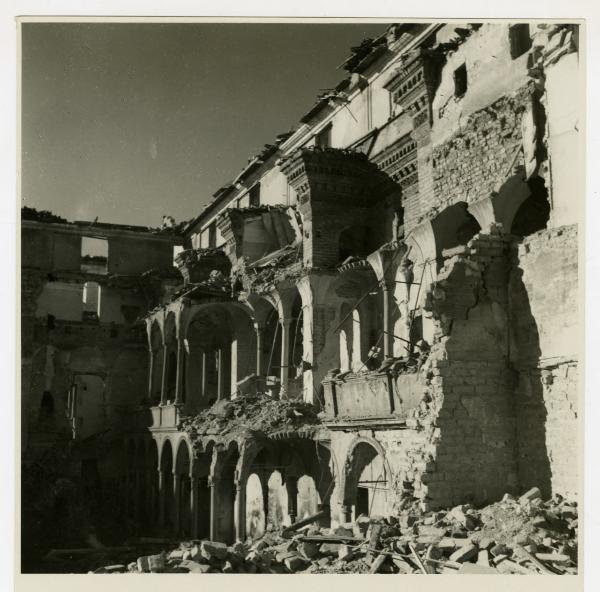 Milano - bombardamenti 1943 - Ca' Granda (ex Ospedale Maggiore)