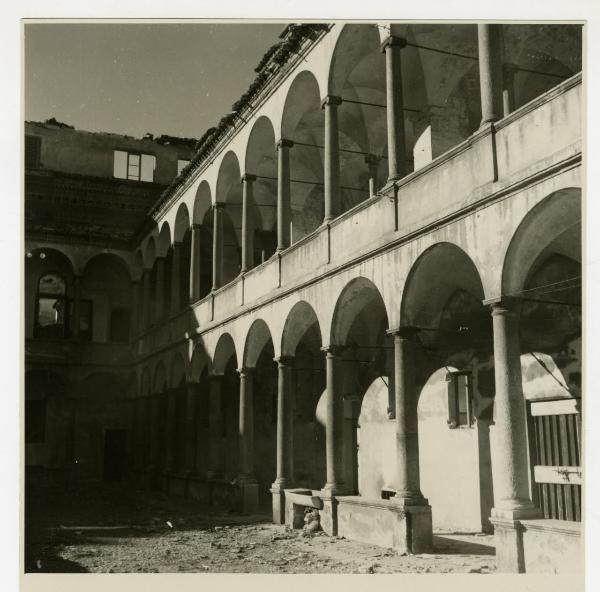 Milano - bombardamenti 1943 - Ca' Granda (ex Ospedale Maggiore)