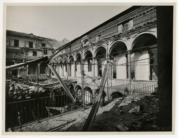 Milano - bombardamenti 1943 - Ca' Granda (ex Ospedale Maggiore)