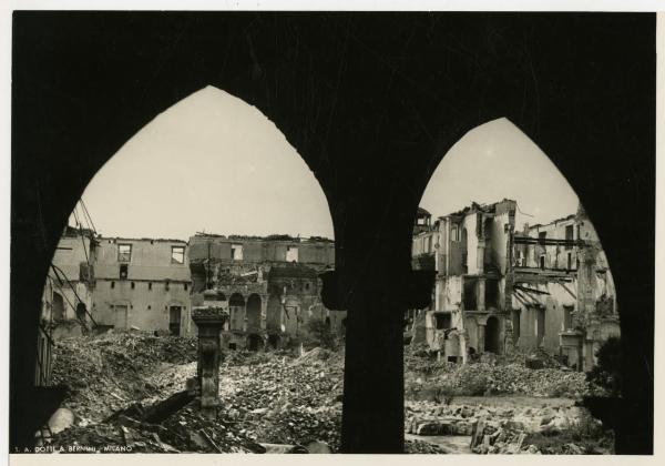 Milano - bombardamenti 1943 - Ca' Granda (ex Ospedale Maggiore)