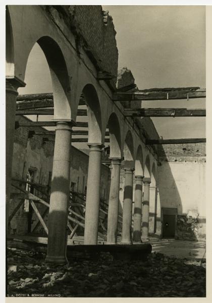 Milano - bombardamenti 1943 - Ca' Granda (ex Ospedale Maggiore)