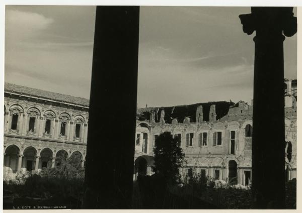 Milano - bombardamenti 1943 - Ca' Granda (ex Ospedale Maggiore)