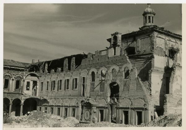 Milano - bombardamenti 1943 - Ca' Granda (ex Ospedale Maggiore)