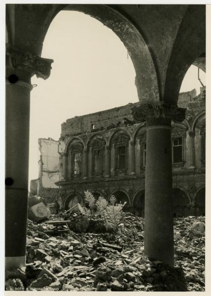 Milano - bombardamenti 1943 - Ca' Granda (ex Ospedale Maggiore)