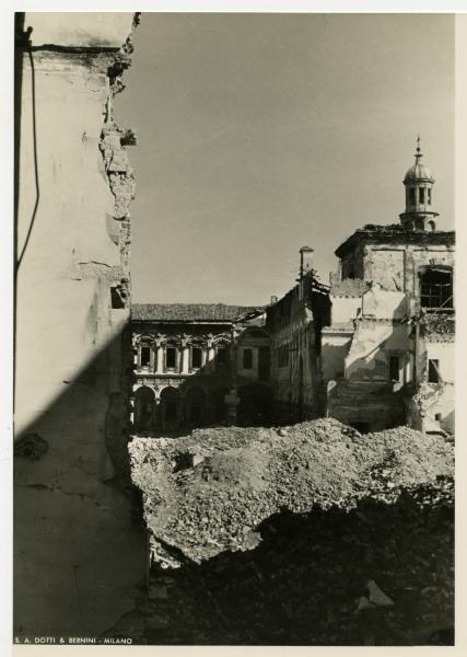 Milano - bombardamenti 1943 - Ca' Granda (ex Ospedale Maggiore)