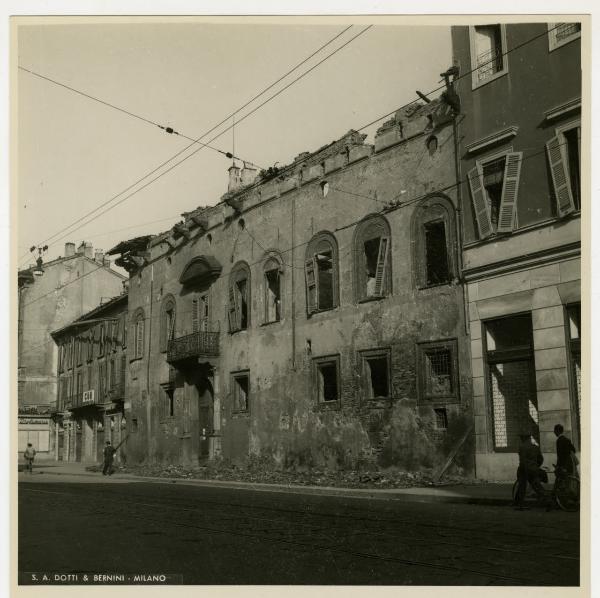 Milano - bombardamenti 1943 - C.so Venezia 10 - Palazzo Fontana Silvestri