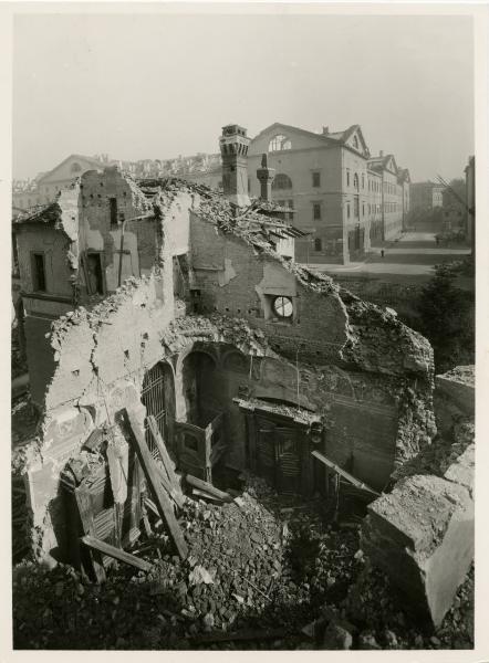 Milano - bombardamenti 1943 - S. Ambrogio