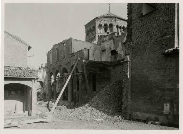 Milano - bombardamenti 1943 - S. Ambrogio