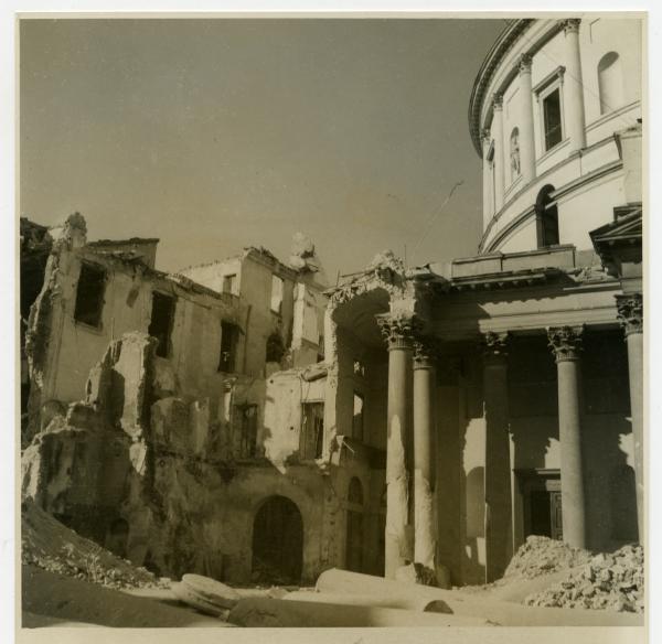 Milano - bombardamenti 1943 - S. Carlo