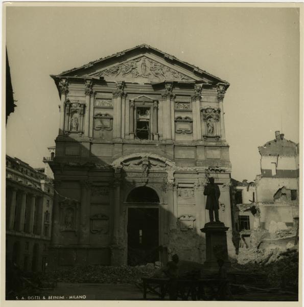 Milano - bombardamenti 1943 - Piazza S. Fedele