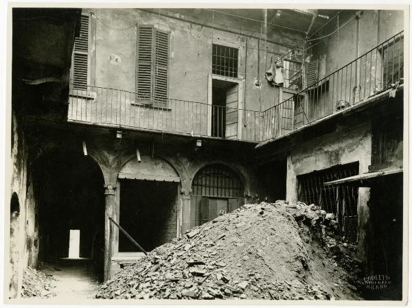 Milano - bombardamenti 1943 - Corso Garibaldi 65