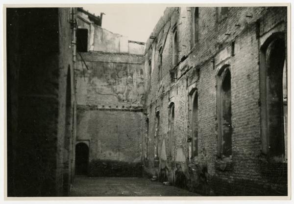 Milano - bombardamenti 1943 - Castello Sforzesco