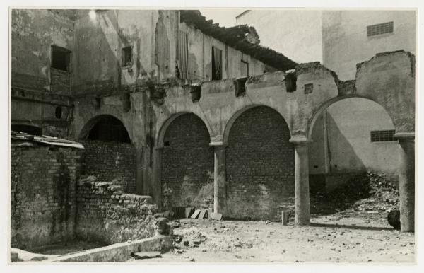 Milano - bombardamenti 1943 - Palazzo Borromeo