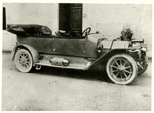 Automobile Lancia Torpedo Epsilon del 1911