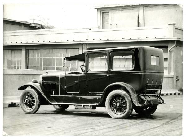 Automobile Fiat 507 tipo Limousine