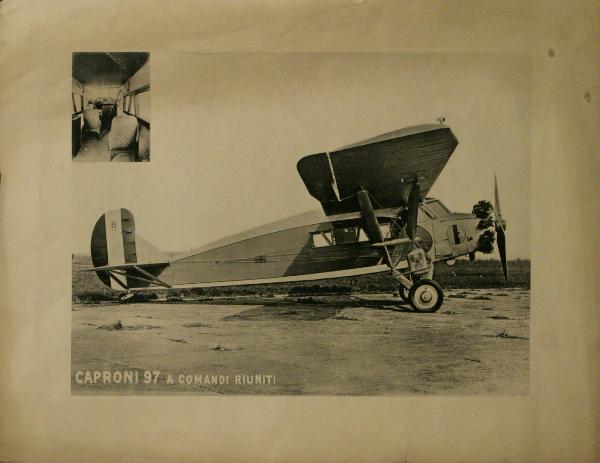 Aeronautica - Caproni 97 a comandi riuniti e dettaglio della cabina di pilotaggio