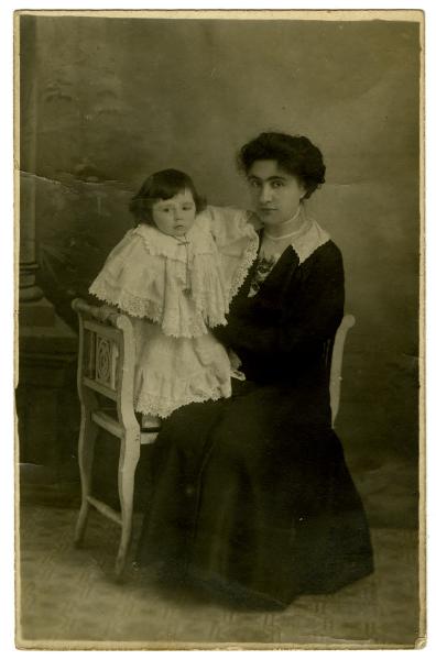 Ritratto di madre e figlia