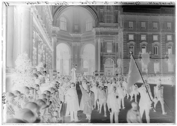 Milano - piazza della Scala - Palazzo Marino - celebrazioni pubbliche - S.A.R. Il Duca d'Aosta