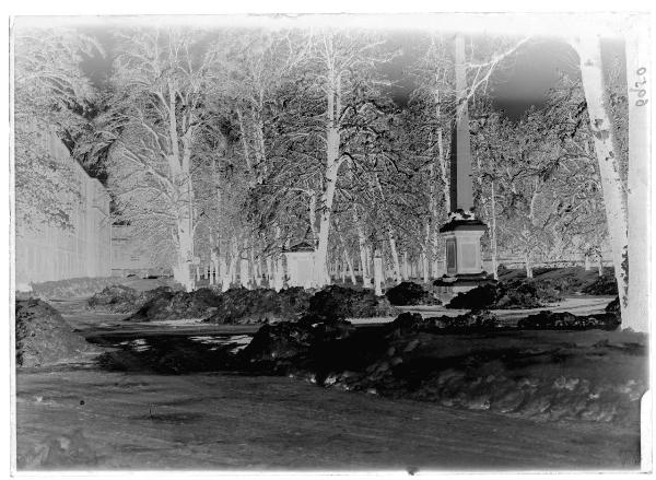 Milano - parco - monumenti commemorativi - paesaggio innevato