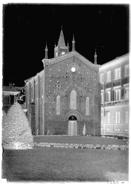 Milano - via Lanzone - chiesa di San Bernardino alle Monache - facciata