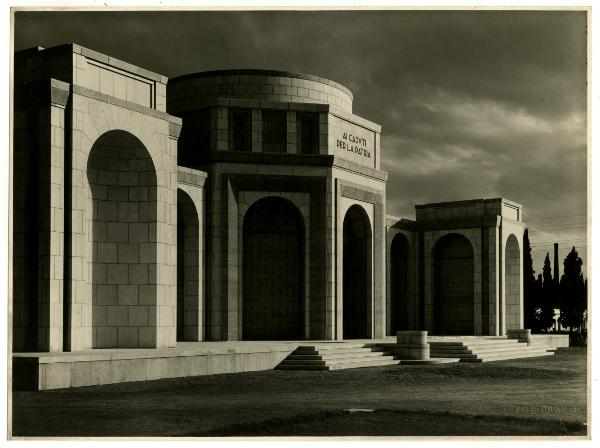 Prati, Oscar - Ossario ai Caduti per la Patria- Cimitero Monumentale - Brescia