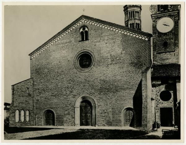 Milano - Chiaravalle - Abbazia- Facciata