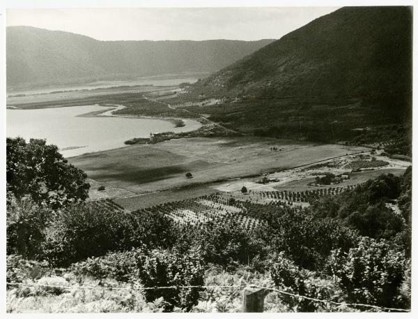 Nemi (?) - Lago - Veduta