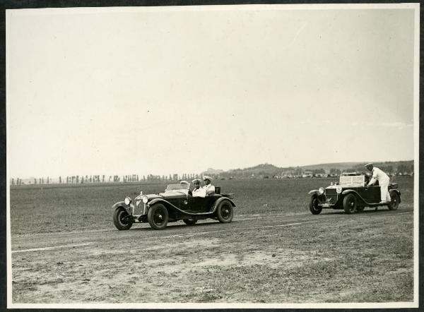 Roma - Aeroporto dell'Urbe - Mussolini - Balbo - automobili