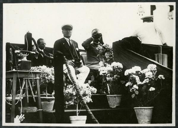 Roma - Aeroporto dell'Urbe - Tribuna reale - Mussolini - Vittorio Emanuele III