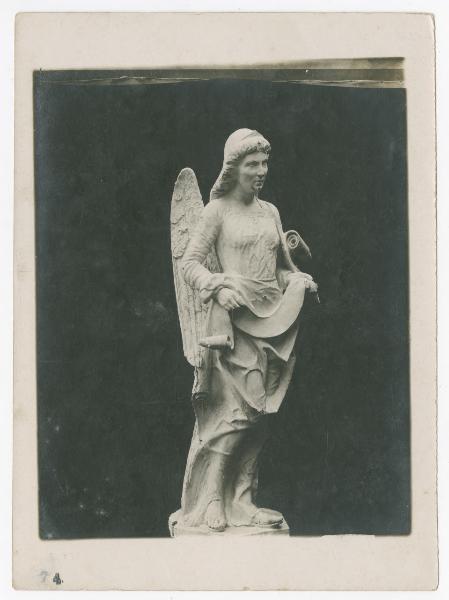 Scultura - Calco di angelo con cartiglio - Milano - Museo del Duomo