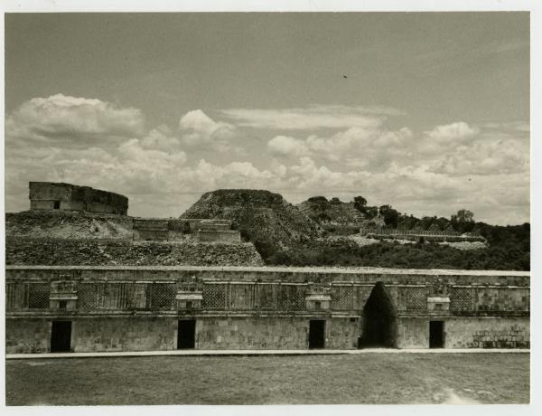 Messico - Yucatan - Uxmal - Quadrilatero delle monache