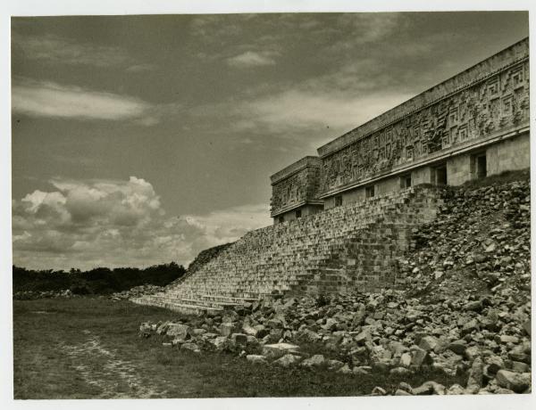 Messico - Yucatan - Uxmal - Palazzo del governatore