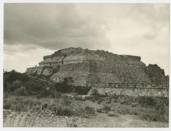 Messico - Oaxaca - Monte Alban - Sistema IV - Edificio K