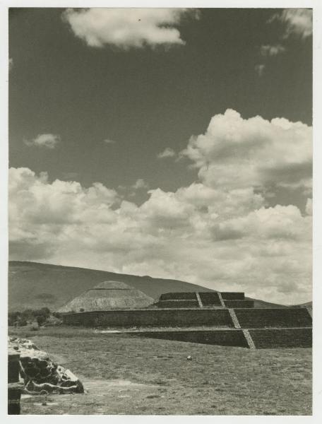 Messico - Teotihuacan - Piramide