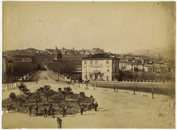 Bergamo - Veduta dal piazzale Gugliemo Marconi - Viale Papa Giovanni XIII - Città alta